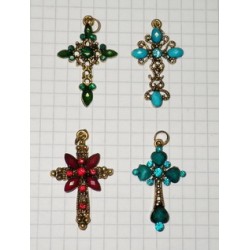Крест с камнями цветными (красн, синий, темн син. и зеленый ) 1113-120