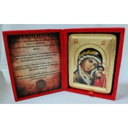 Казанская Икона Греческая писаная на золоте в бархатной коробке